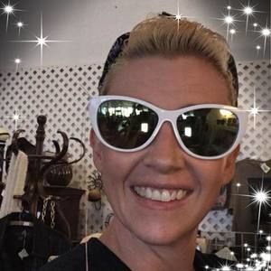 Meet your Posher, Chelsey